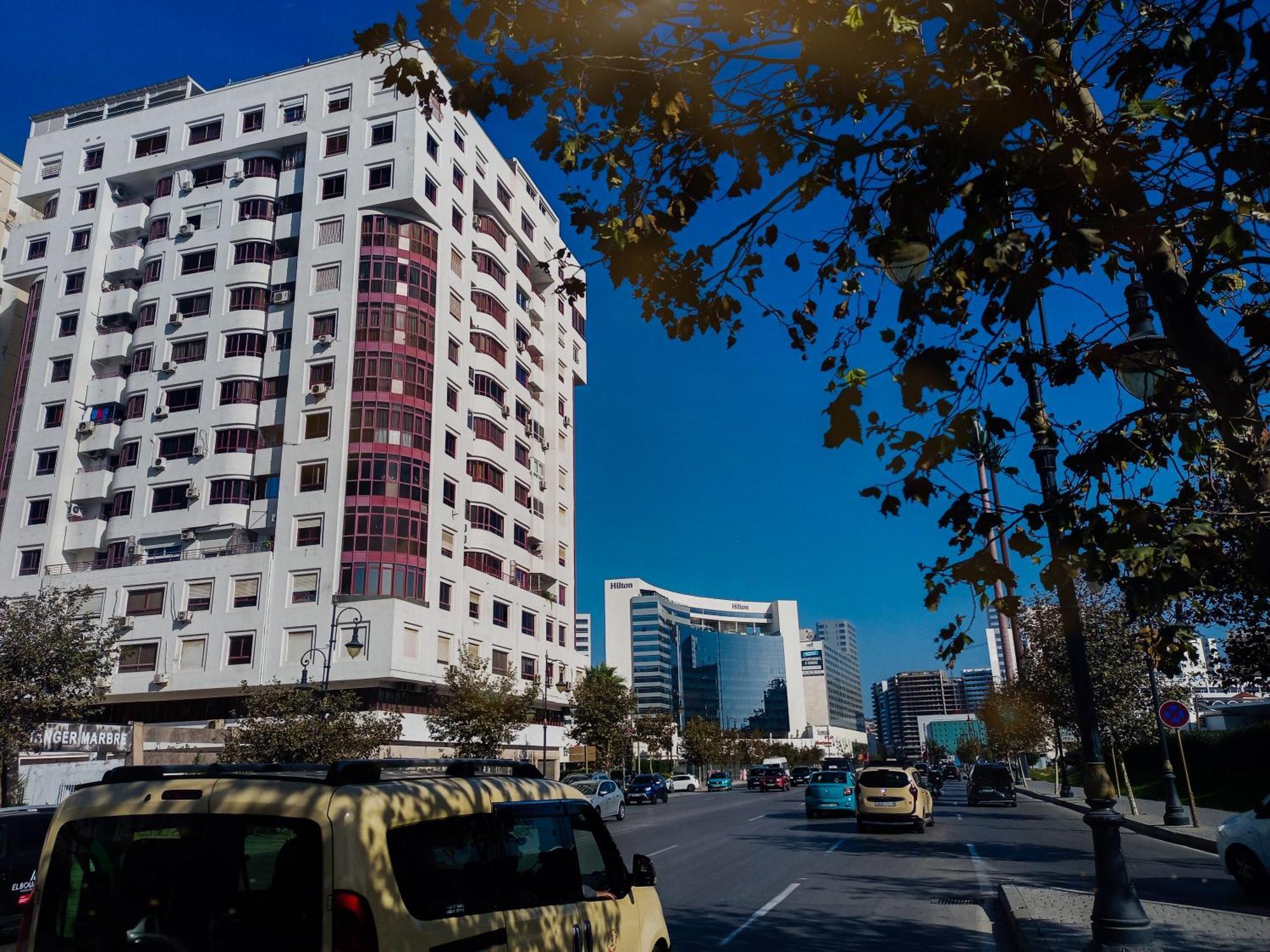 Nouveau Appartement Au Plein Centre Ville En Face Hilton & La Gare De Train Tgv M2 Tanger Exteriér fotografie